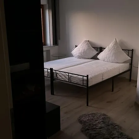 ヴィラ Haus In Laupheim - 6 Personen - Whirlpool - Garten - 3 Burgrieden